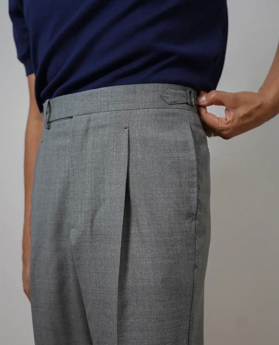 Fresco Light Single Pleated Trousers